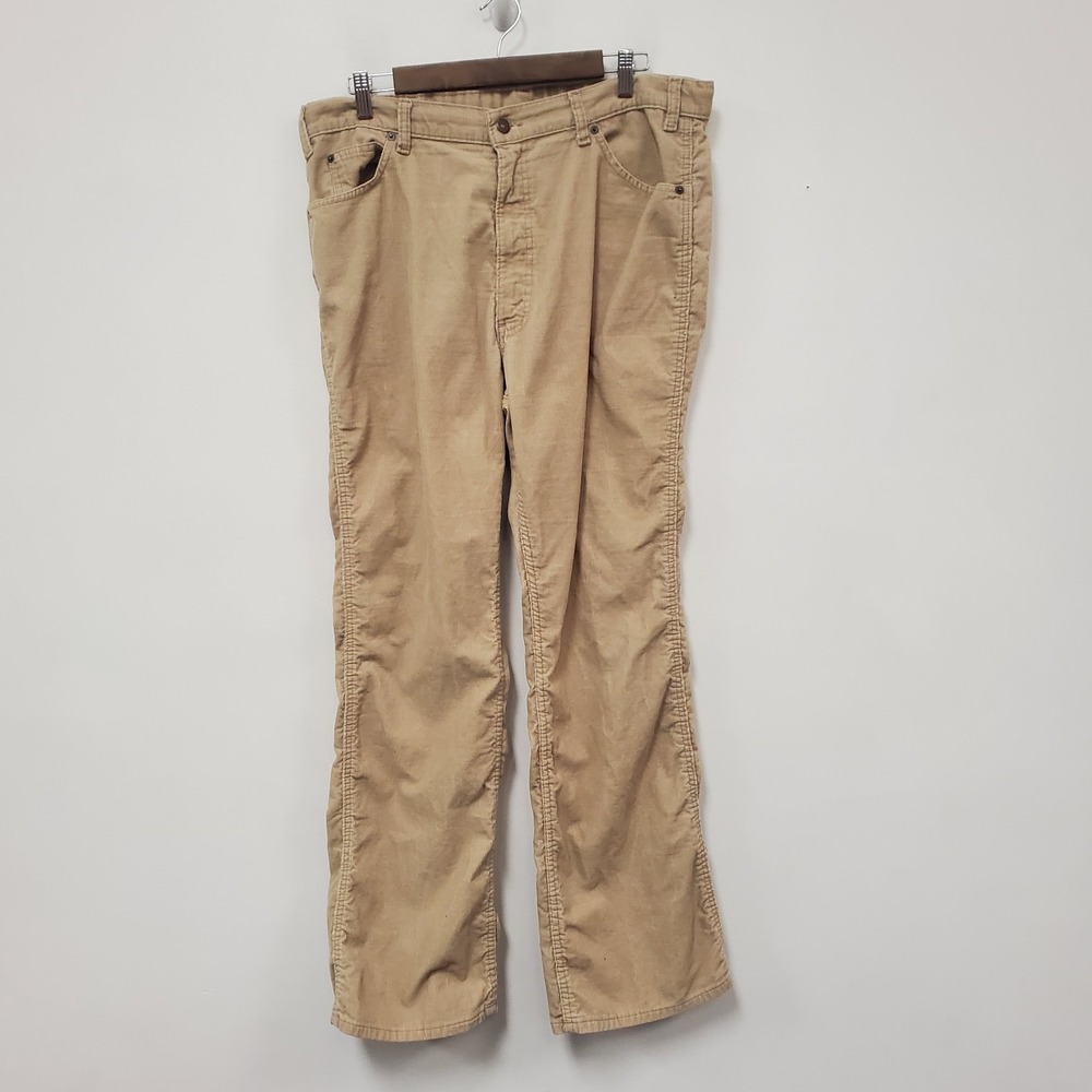 Vintage Levis Mens Corduroy Straight Leg Pants Size 30x32 Khaki 1970s Flat Front